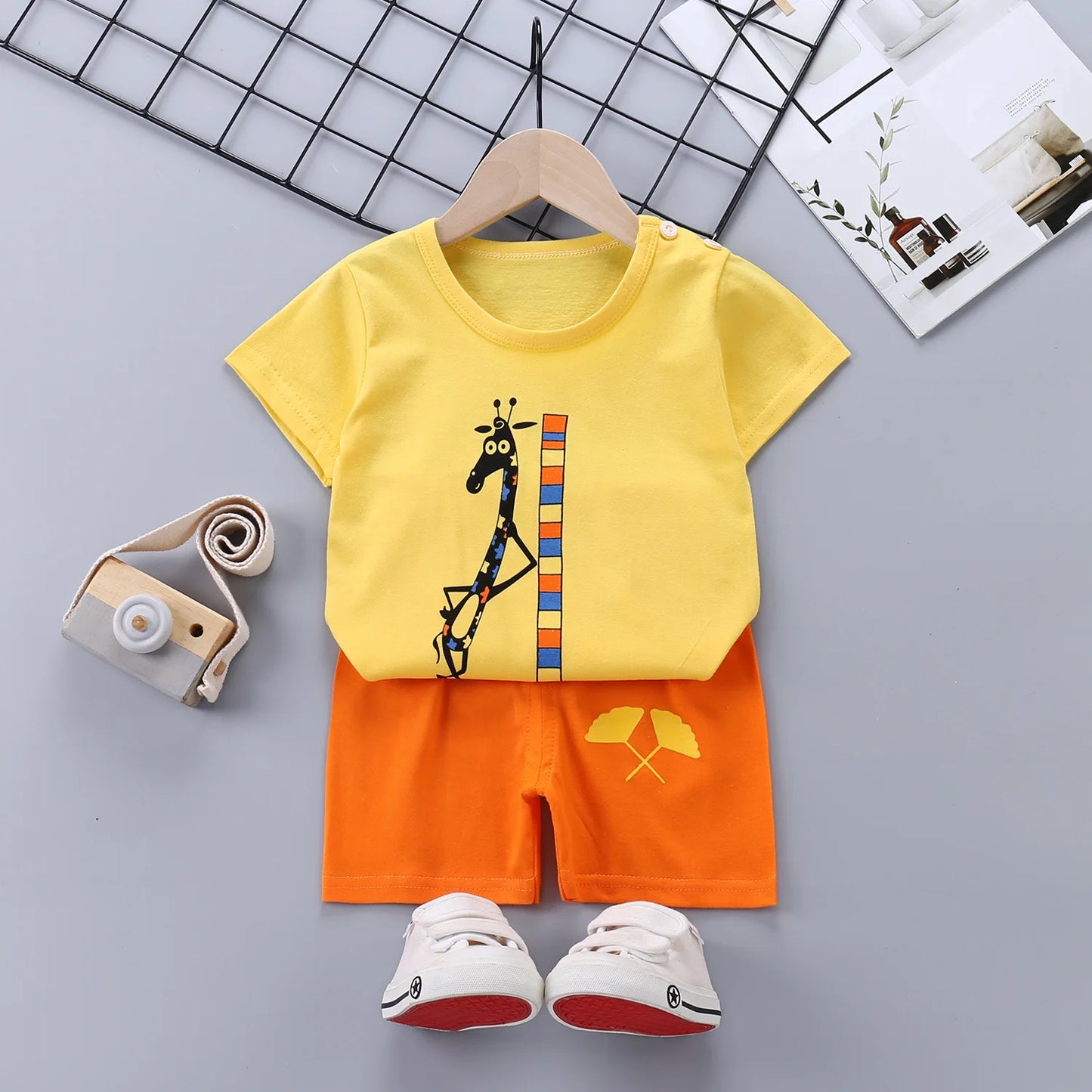 2PCS Kids Clothing Set – T-Shirt & Shorts Outfit for Boys & Girls